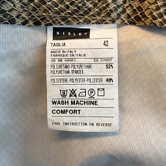 🌟LAST CHANCE 🌟 Snakeskin Vinyl Skirt - Picture 6 of 6